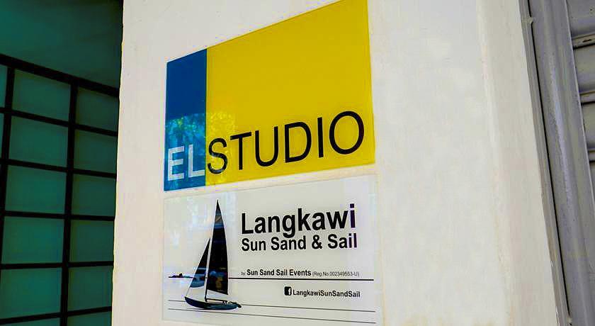 El Studio Hostel Langkawi Kuah Dış mekan fotoğraf
